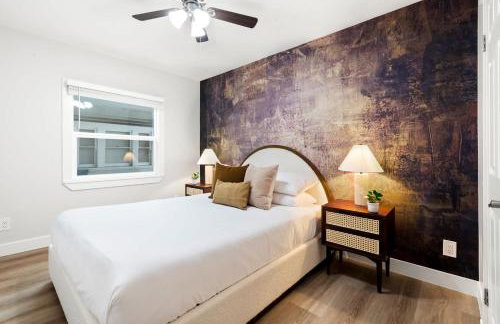 Updated Historic Suite with Queen Bed and Kitchen - Foto 26