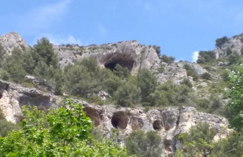 maison au coeur de Fontaine de Vaucluse, nichée sur le rocher et surplombant la sorgue - Foto 21