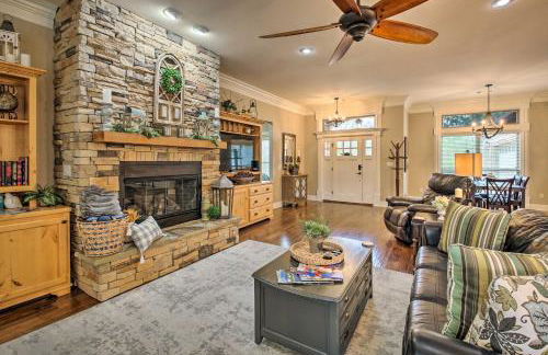 Spacious Golf Course Getaway in Hot Springs! - Foto 1