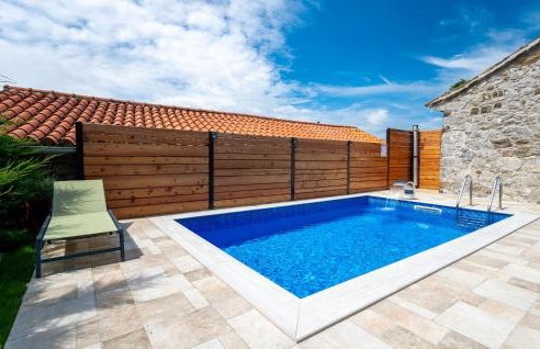 Beautiful Home In Lupoglav - Foto 8