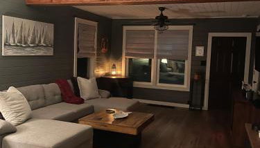 Riverside Retreat - Photo 2