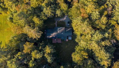 Charming Swan Lake Apartment with Deck! - Foto 3