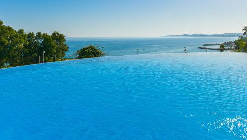 BlueBenalmadena 200meters from the beach with jacuzzi and rooftop terrace - Photo 3