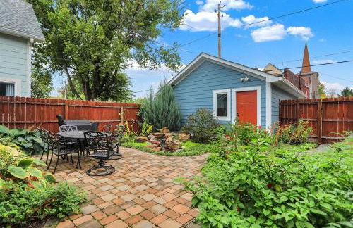 Prime location very close to downtown! - Photo 44