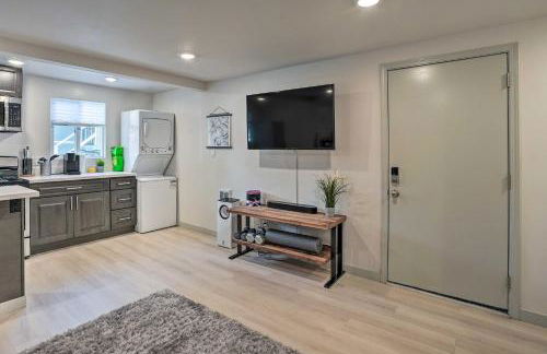 Ideally Located Oakland Home with Private Yard! - Foto 8