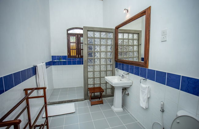 South Point Abbey Whole Villa 4 Bedroom (Sleeps 9) - Photo 33