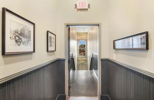 Golden Lofts Unit 4 Downtown Traverse City 2BD 2BA - Foto 27