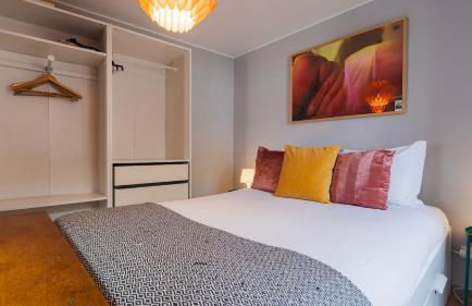 Artsy Sintra I by LovelyStay - Photo 20