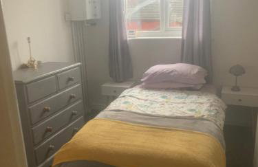 2 bedroom house - Photo 8