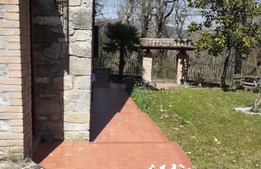 A fine 2 bedroom stone house in Emila - Photo 78