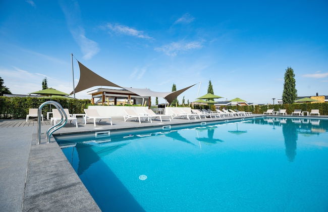 Holiday Home in Limburg With Outdoor Fireplace - Photo 34