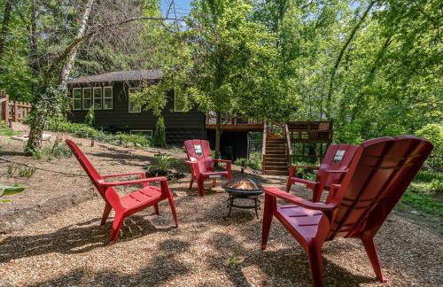 Black Cabin Getaway in Woods I Valpo - Foto 8