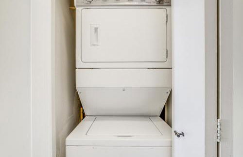 Porch and Water Views Getaway in Mallard Lakes - Foto 20