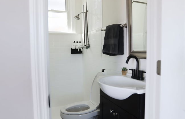 Inviting 1BR 10-Mins to Nashville - Foto 10