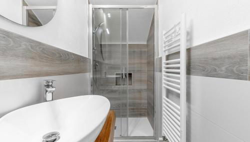 Kalimera alla Rocca di Manerba - Photo 3, towels, Shower