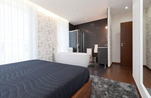 Elegant Villa Near Vieira do Minho with Pool - Foto 11