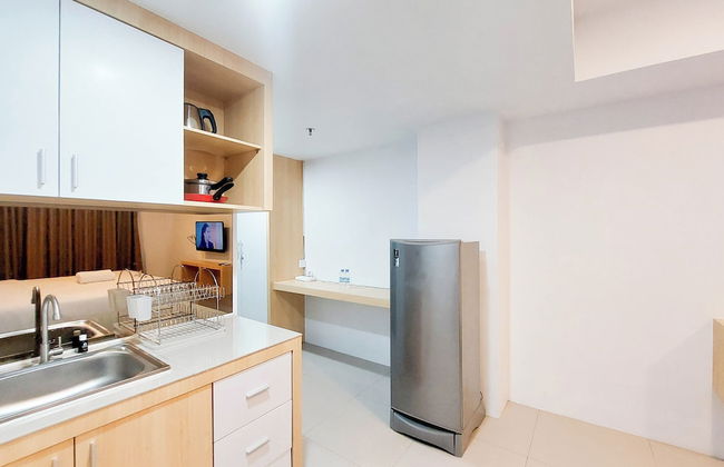 Cozy And Strategic Studio Apartment At De Prima - Photo 9