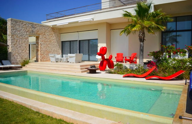 Magnificent 4 Bedroom Villa With Swimming Pool - Foto 1