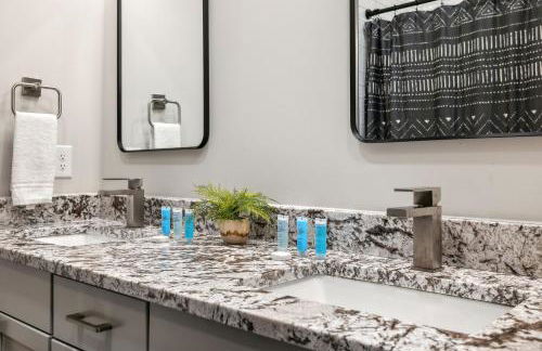 Country Music Themed Goodrich Ave by SkyRun Nashville - Foto 33