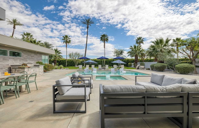 Sleeps 28! 2 Luxe Villas w/ Pool & Putting Green Polo Villas Nova by Avantstay - Foto 65