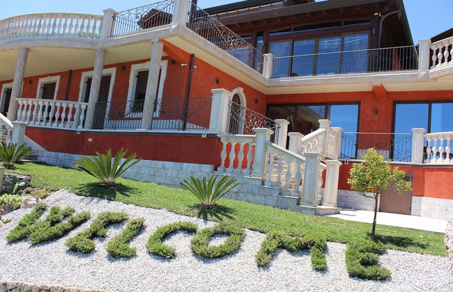 Divine Holiday Home in Giosa Marea with Sauna & Hot Tub - Foto 79