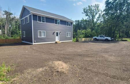 Stunning Lake Home w arcade and huge deck - Foto 52