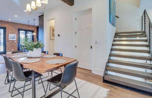 Luxurious Savannah Townhome with River views - Foto 13