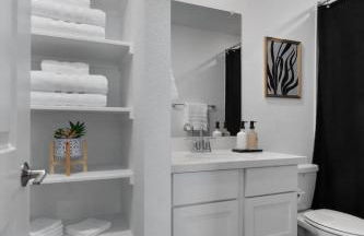 Lux Cozy Home l SE Austin near F1-COTA-ABIA-Tesla - Foto 27