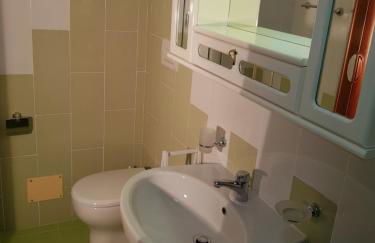 Modern Apt REVENTINO - Le Lincelle, Lamezia - Photo 11