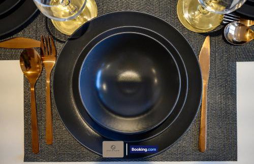 2BR Flat By Paul & Malin Properties Short Lets & Serviced Accommodation Salford - Foto 38