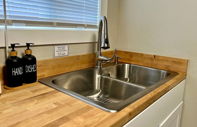 Log cabin in heart of Anchorage - Foto 19