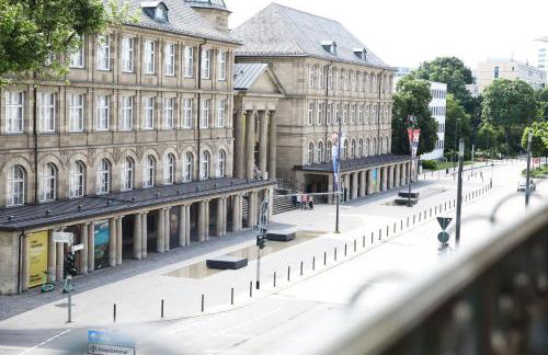 Palais Passy~Design Suite mit Ausblick im Zentrum - Foto 20