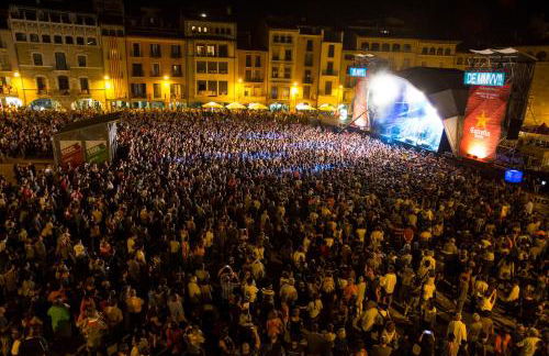 Apartaments Vicus 2 con vistas a la Plaza Mayor de Vic - Photo 43