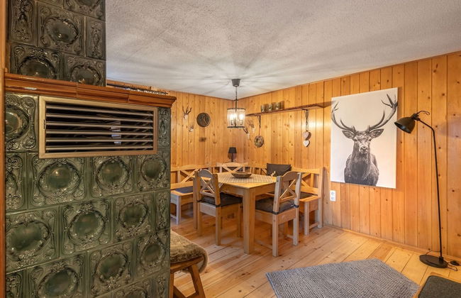 Holiday Home on the Mountain With Views - Photo 30