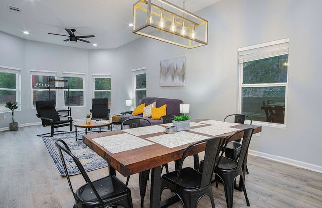 Exceptional 5BR So Close to Riverwalk and Downtown - Foto 18