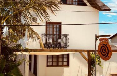 Townhouse composta por 4 triplex duas suítes a duas quadras do mar - Foto 7