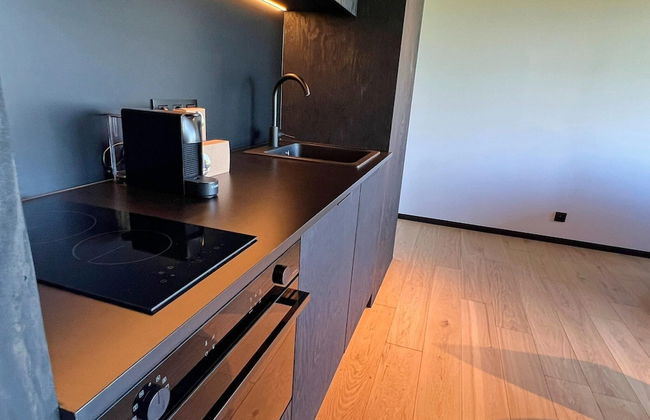 Lodge in Durbuy With Hot Tub & Valley Views - Photo 3