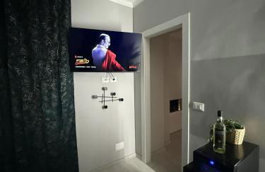 TROPICAL RHAPSODY - Jacuzzi & King Size a Torino Centro - Foto 12