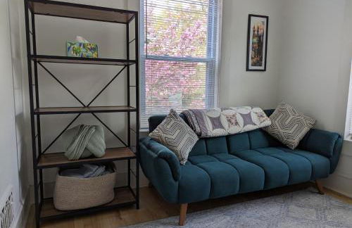 NEW! 2Br1Ba Convenient to 9th St, NCSSM - Foto 18