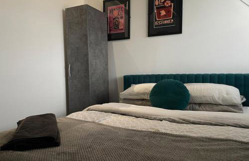 ResiLets - The Monopoly Apartment - Large 4 bedroom - Foto 13