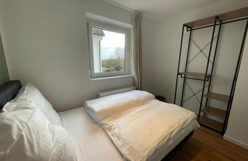 Firmen und Gruppen willkommen - 3 Schlafzimmer, luxuriöse Einzelbetten, Nahe Ulm - Foto 5