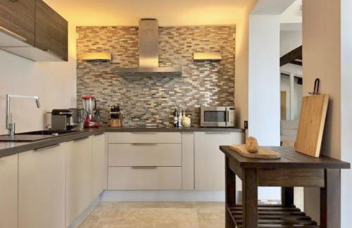 Villa Ormarine, vue exceptionnelle sur la baie de Cannes et le Mercantour - Foto 30