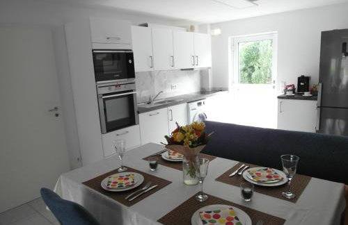 Casa Elea, die Ferienwohnung mit Terrasse und Garten am Tor zum Bodensee - Foto 9