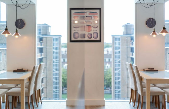 Chic & Stylish 2Bed in Heart of London - Photo 35