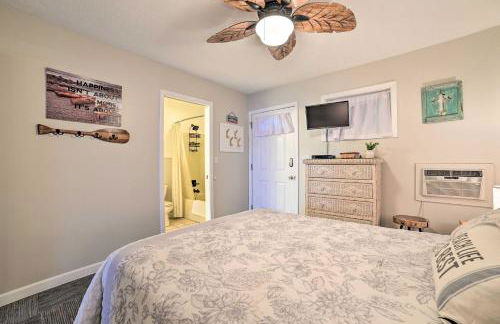 Updated Onekama Resort Condo on Portage Lake! - Foto 15