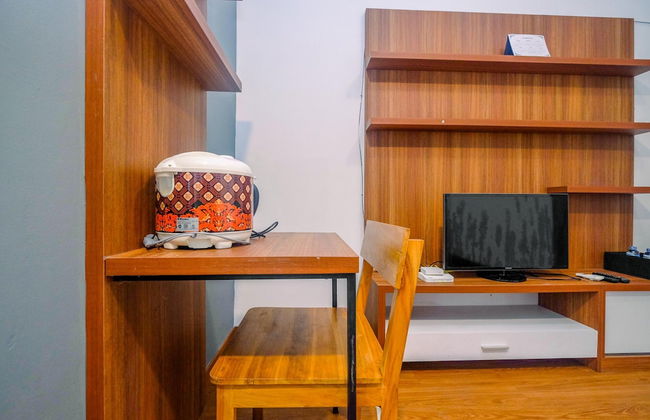 Modern Furnished @ 1BR Margonda Residence 1 Apartment - Photo 9