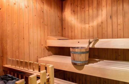 Ferienwohnung Paradiso,78141Schönwald,Schwarzwald,1100mÜM Taunusstrasse 19f, mit Pool und Sauna - Foto 6