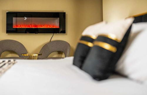 Hike, Golf and Swim! Rumbling Bald Resort Mtn Home - Photo 14