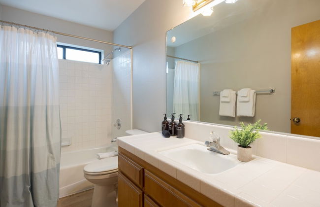 Mendel Manor by Avantstay Walk to Beach Large Deck Patio - Foto 20