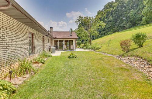 Spacious Ohio Family Home on 5-Acre Property! - Foto 30